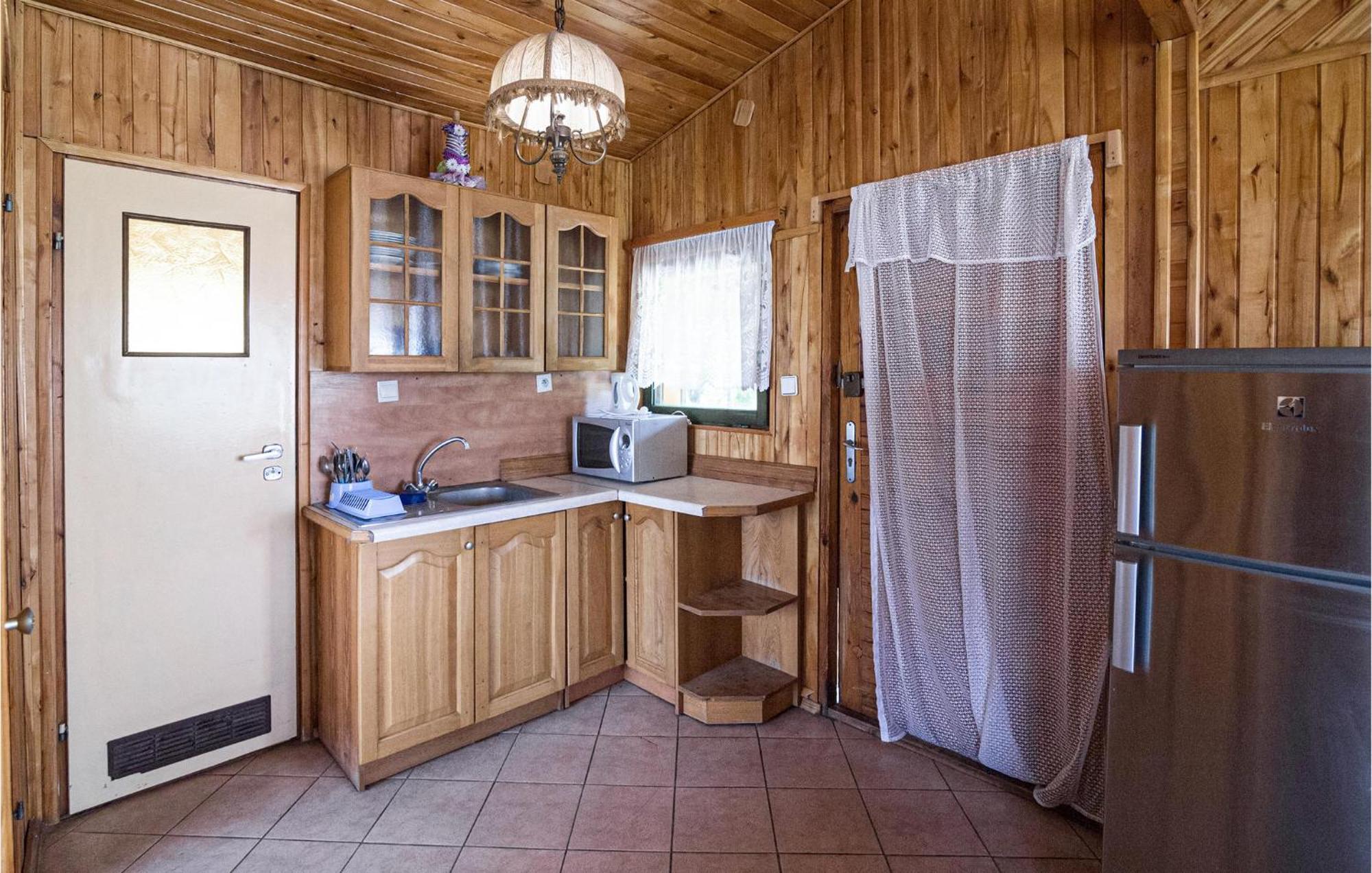Amazing Home In Wilczeta With Kitchenette Zewnętrze zdjęcie
